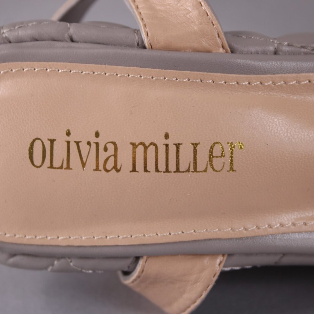 Olivia Miller Wedge Sz 8 Gray Quilted Open Toe Ankle Strap Man Made 4" Wedge - Picture 15 of 16